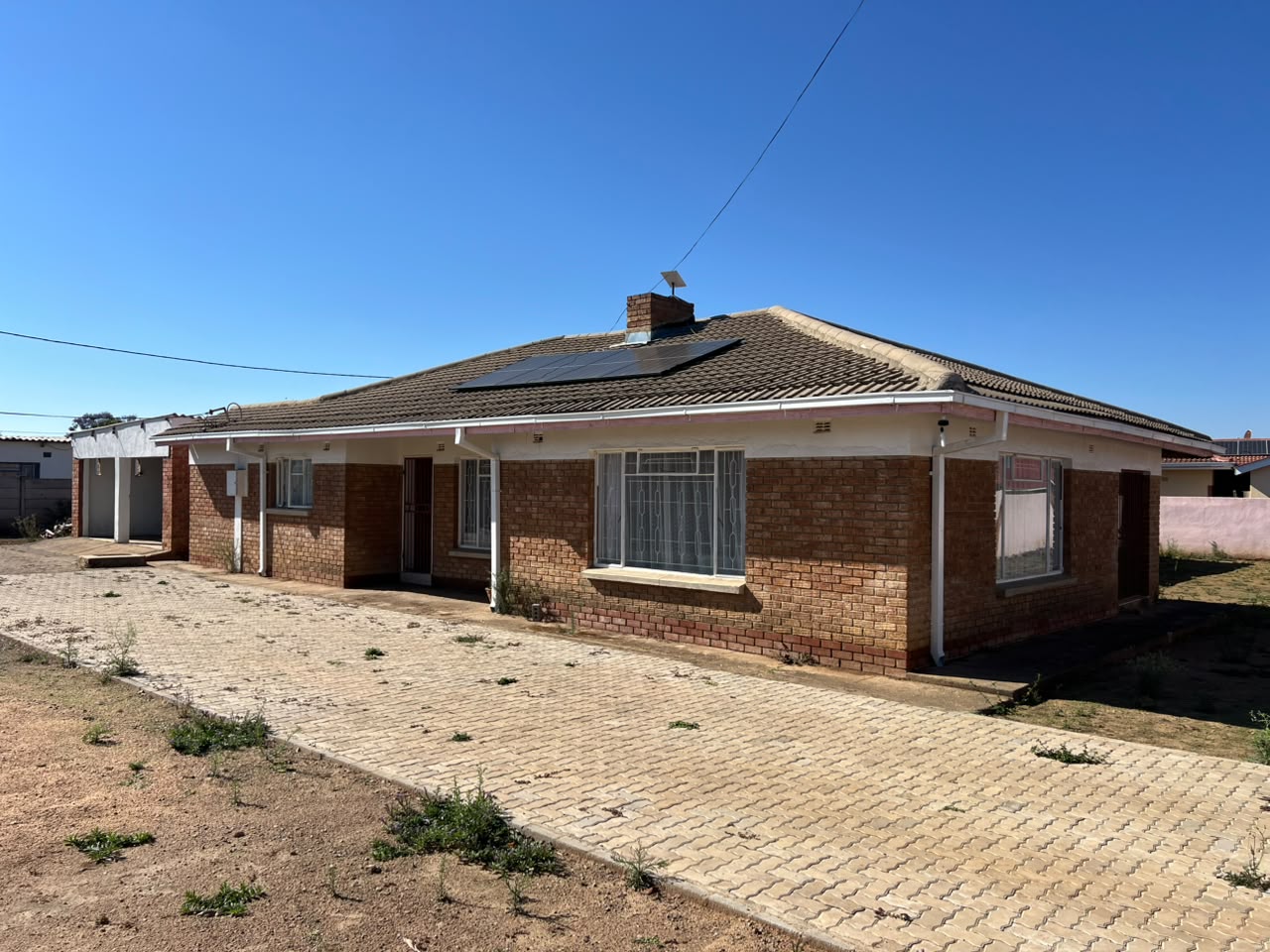 Selbourne Park Family Home $140k