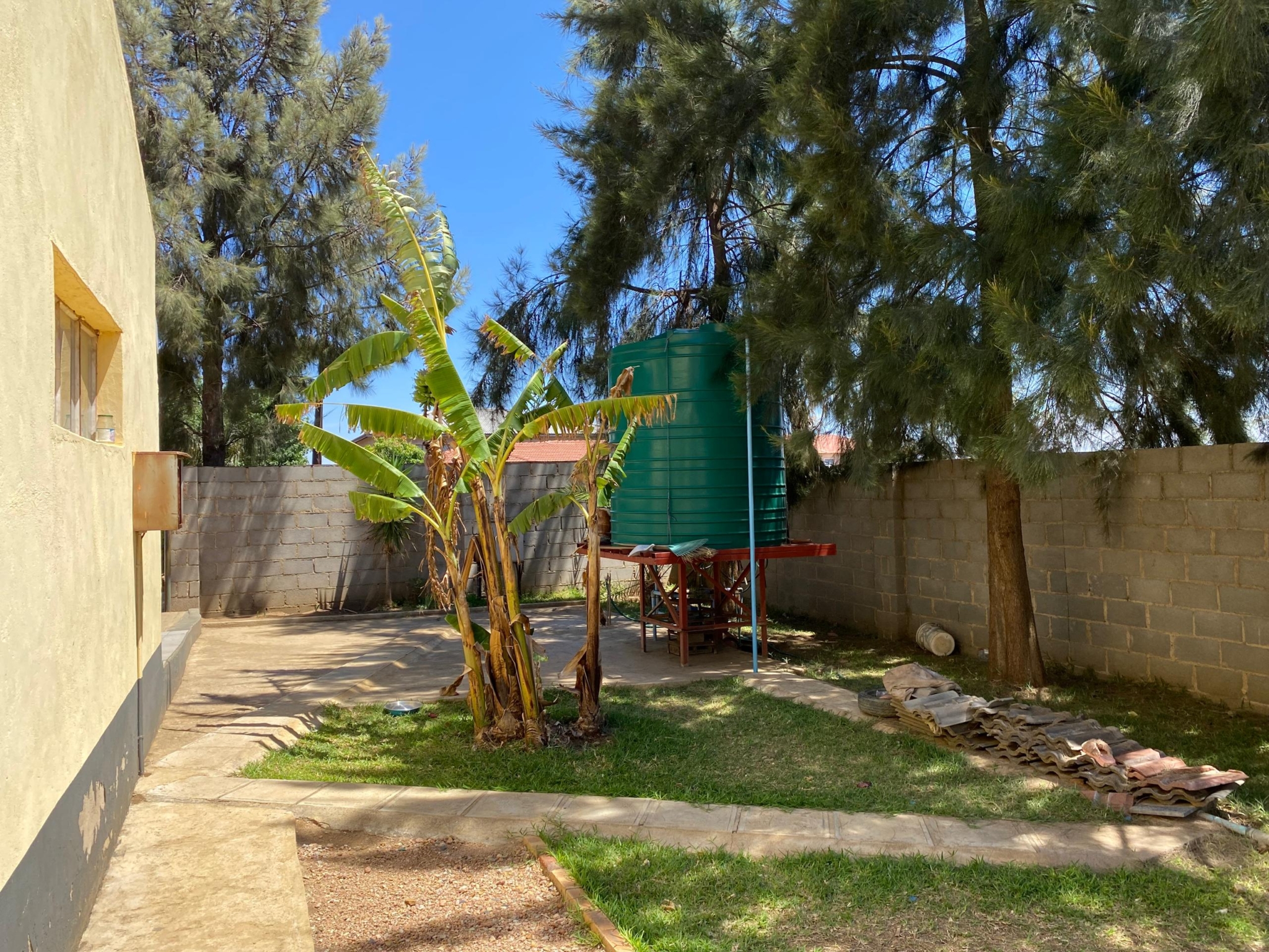 6 Bedroom Double Storey House in Harrisvale For Sale