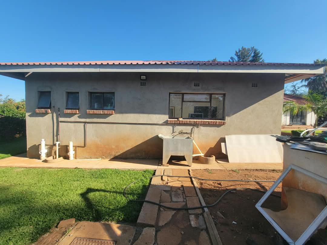 WhatsApp Image 2026-10-14 at 10.05.29 3 Bedroomed House in Morningside For Sale