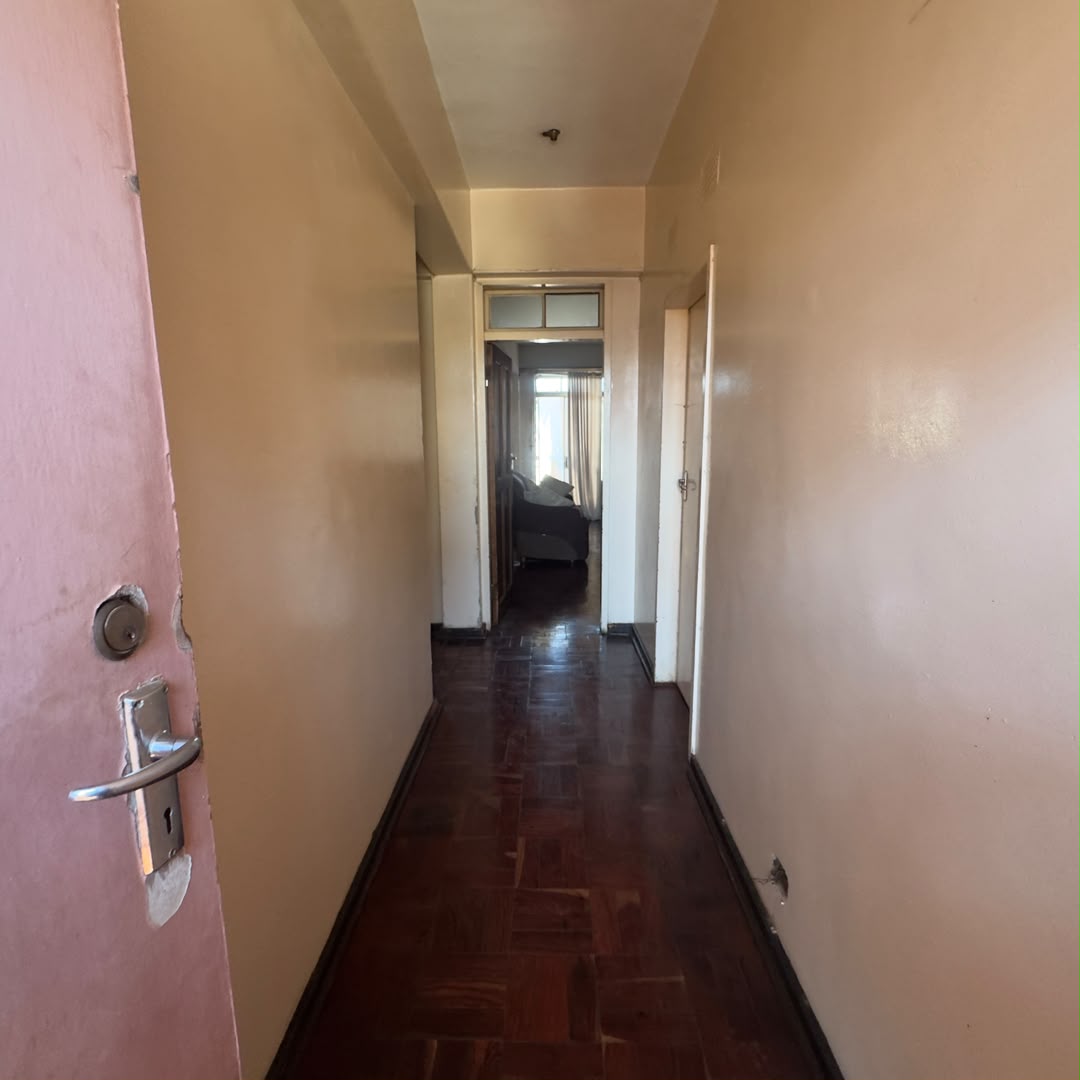 WhatsApp Image 2026-10-16 at 15.30.46 2 Bedroom Flat in Cbd For Sale