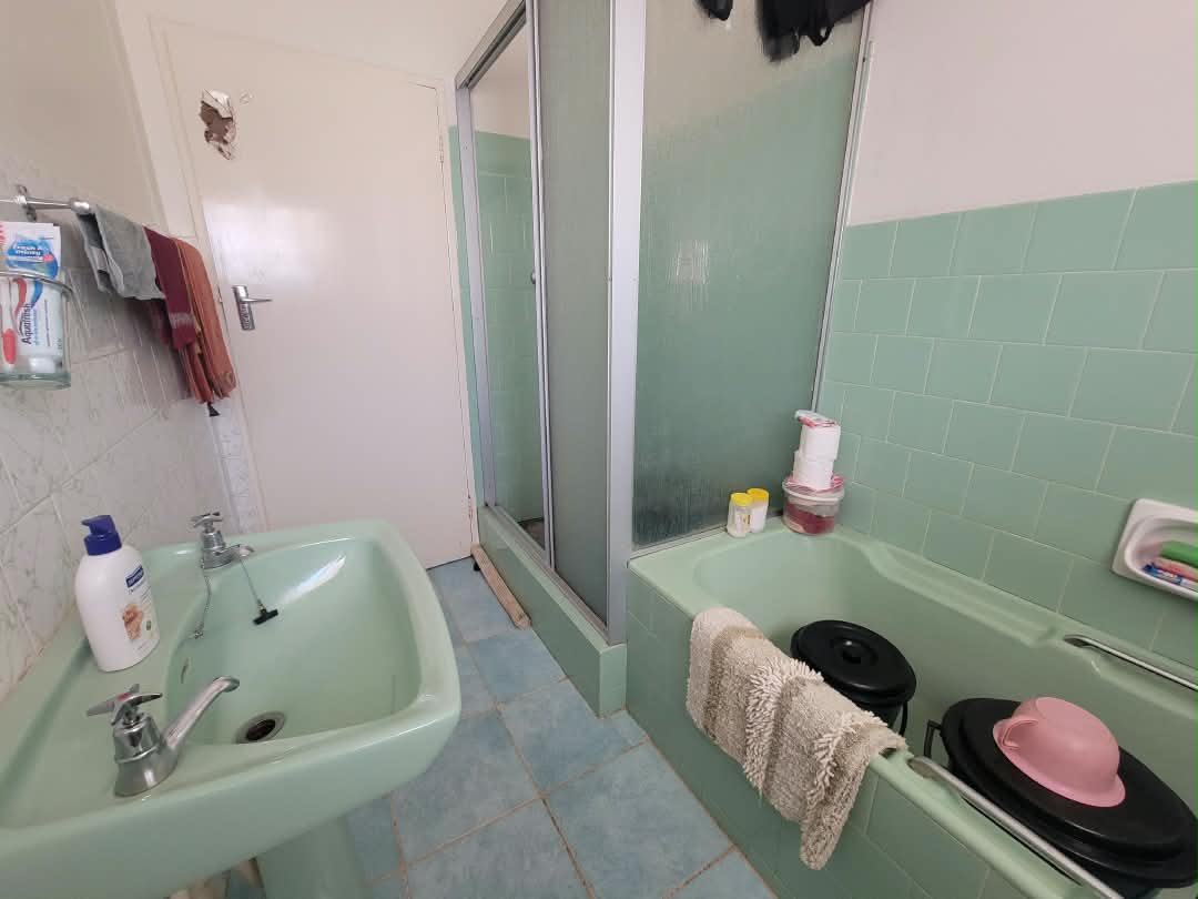WhatsApp Image 2026-10-20 at 11.50.43 4 Bedroomed House in Ilanda For Sale
