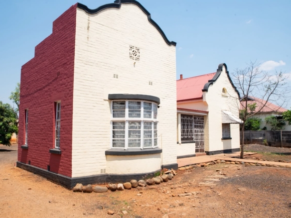 Townhouse Along Lobengula Street For Sale