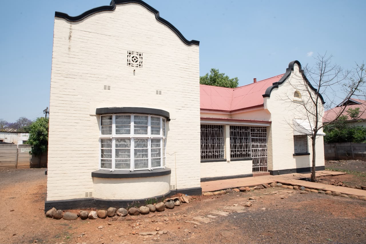 WhatsApp Image 2026-10-20 at 16.43.51 Townhouse Along Lobengula Street For Sale
