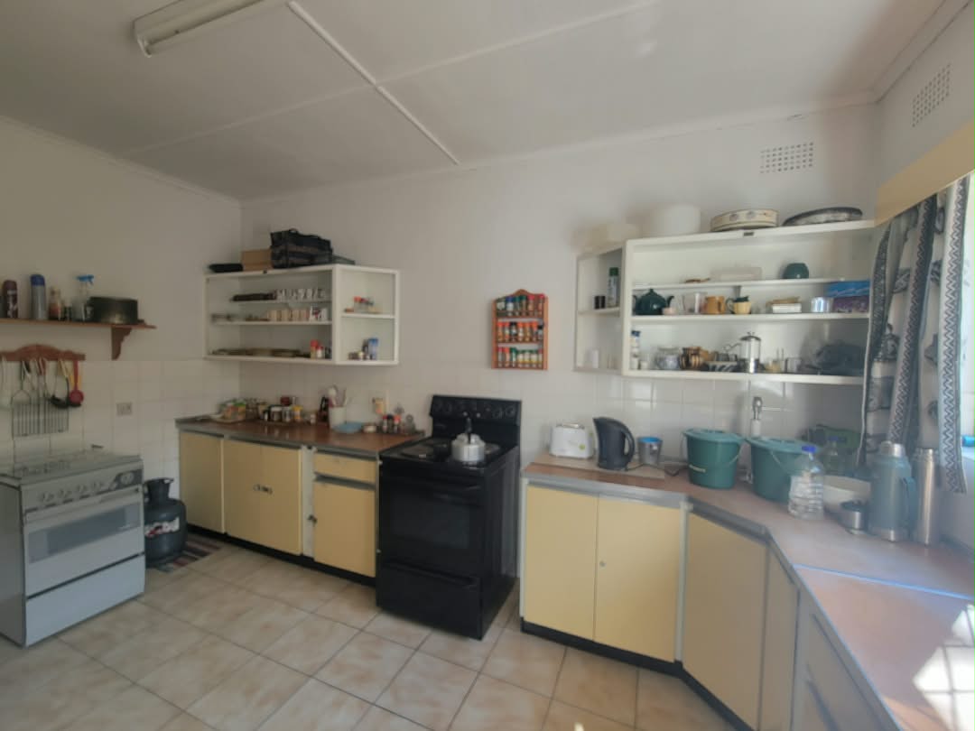 WhatsApp Image 2026-10-21 at 16.17.45 3 Bedroomed House in Burnside For Sale