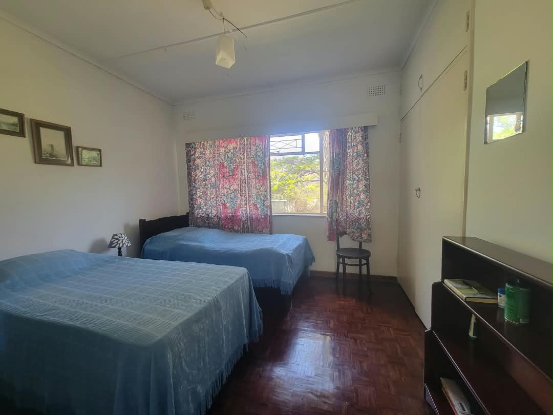 WhatsApp Image 2026-10-21 at 16.18.49 3 Bedroomed House in Burnside For Sale