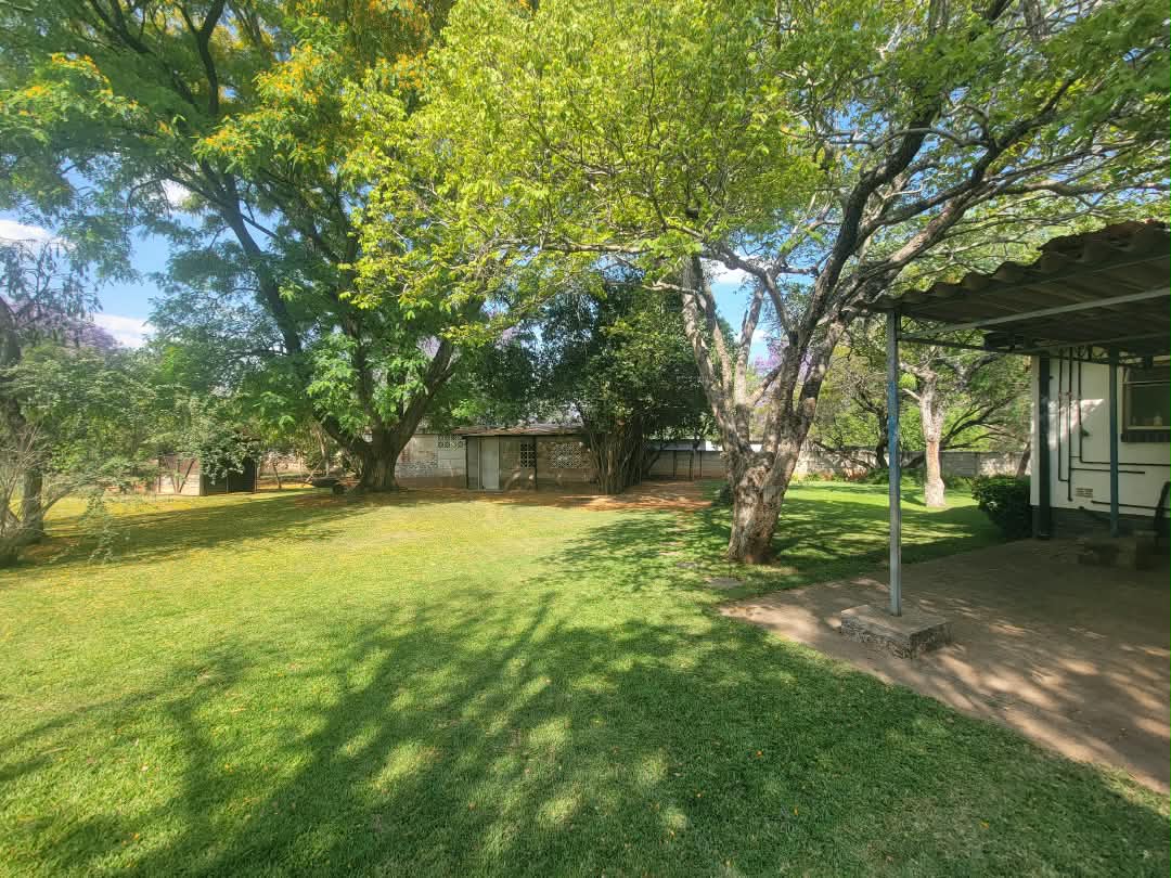 WhatsApp Image 2026-10-21 at 16.19.00 3 Bedroomed House in Burnside For Sale