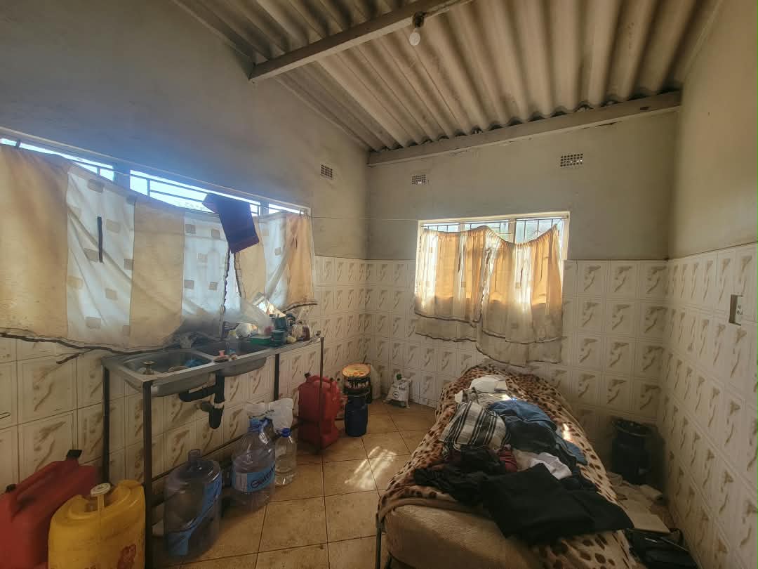 3 Bedroomed House on 1.045Ha in Douglasdale For Sale