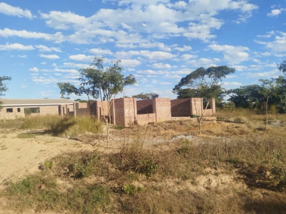 Incomplete House in Gweru For Sale