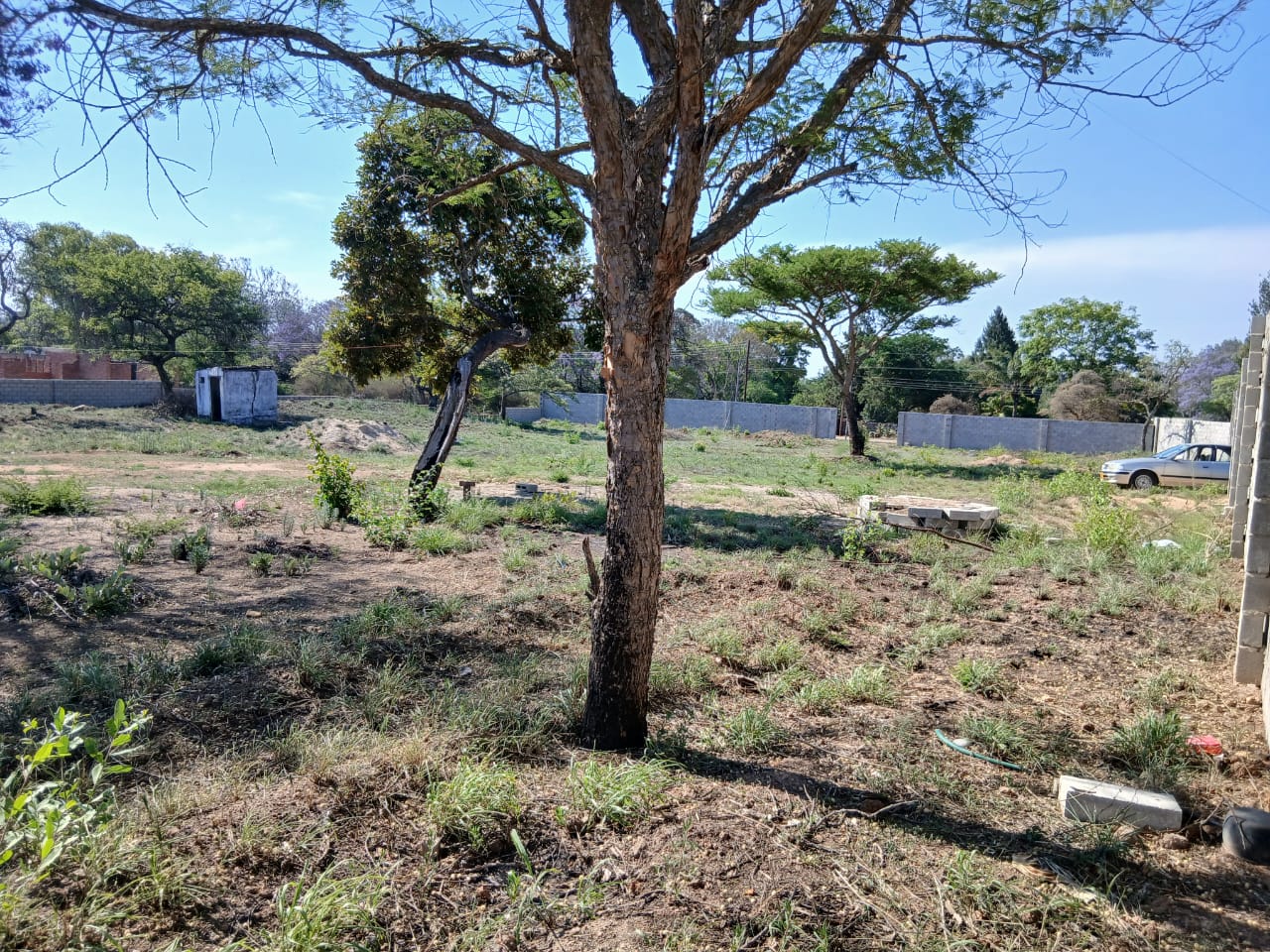 WhatsApp Image 2026-10-30 at 16.17.00 3,848sqm Stand in Burnside For Sale